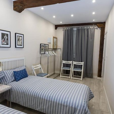 Espacioso Apartamento A Estrenar!! Casco Viejo Bilbao Esterno foto