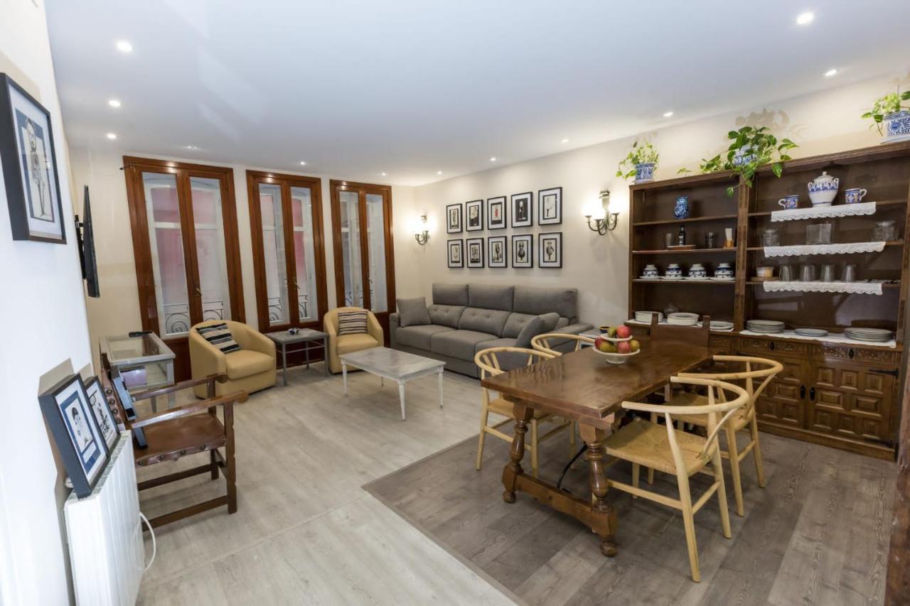 Espacioso Apartamento A Estrenar!! Casco Viejo Bilbao Esterno foto