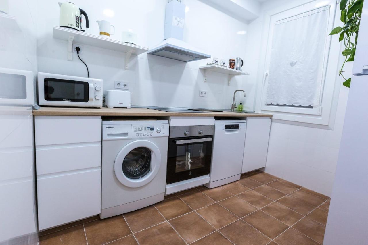Espacioso Apartamento A Estrenar!! Casco Viejo Bilbao Esterno foto