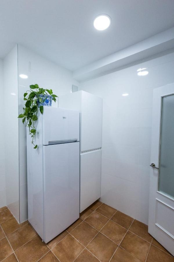 Espacioso Apartamento A Estrenar!! Casco Viejo Bilbao Esterno foto